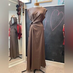 House of Harlow 1960 Elegant Brown Maxi Dress